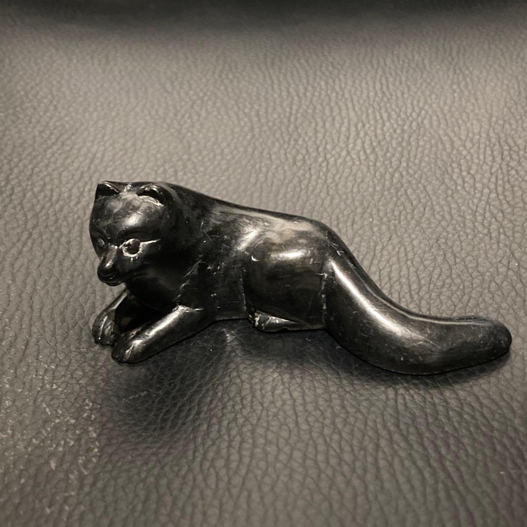 オブシディアン　可愛い犬の彫刻置物　65.6g