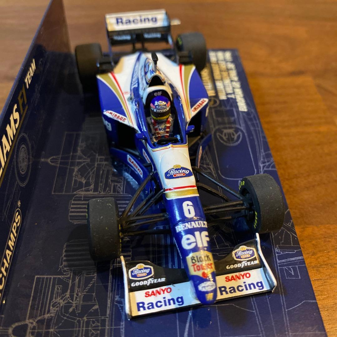 ジャック・ビルヌーブ 直筆サイン色紙 & ウィリアムズ・ルノー FW18 初