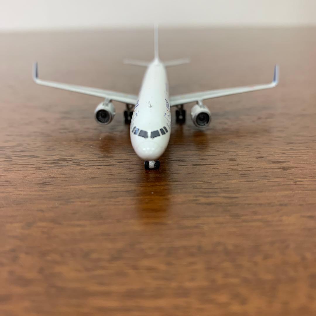 ➀ 1/400 ANA 全日空 AIRBUS A321-211 JA111A