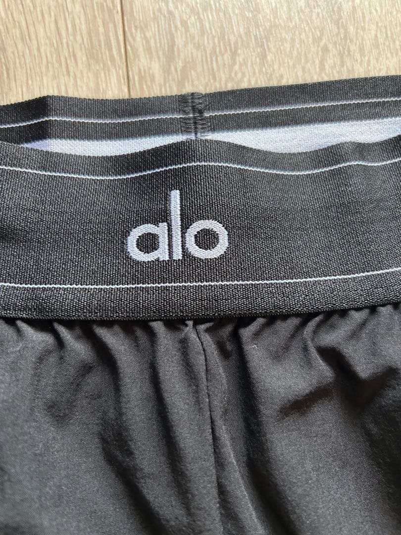 Alo Yoga ヨガパンツ Alo Yoga Interlace Yoga Leggings at YogaOutlet.com - Free Shipping