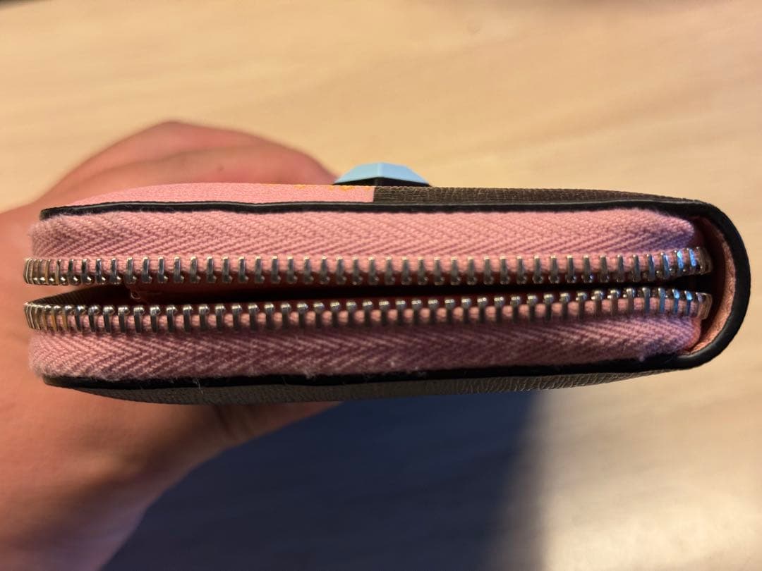 可*口様 FENDI グラフィックプリント 長財布 レア