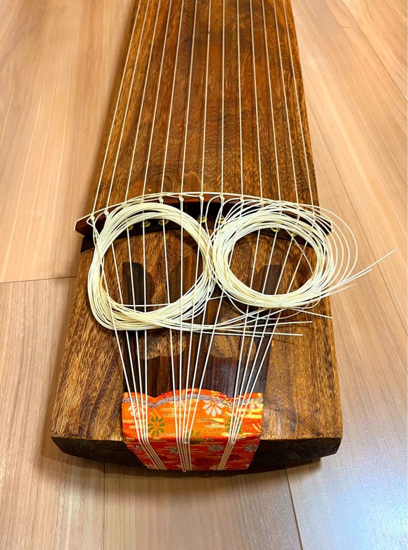 【送料込み！付属品付き】お琴　13弦　カバー付き お琴 13弦 カバー付き お琴 カバー付 13弦 和楽器 お琴 十三弦 和楽器