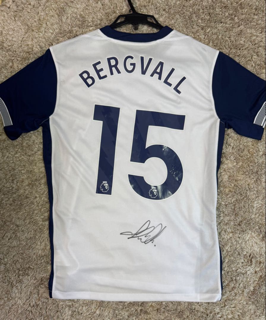 トッテナム ユニフォーム ルーカスベリヴァル サイン入り - メルカリ