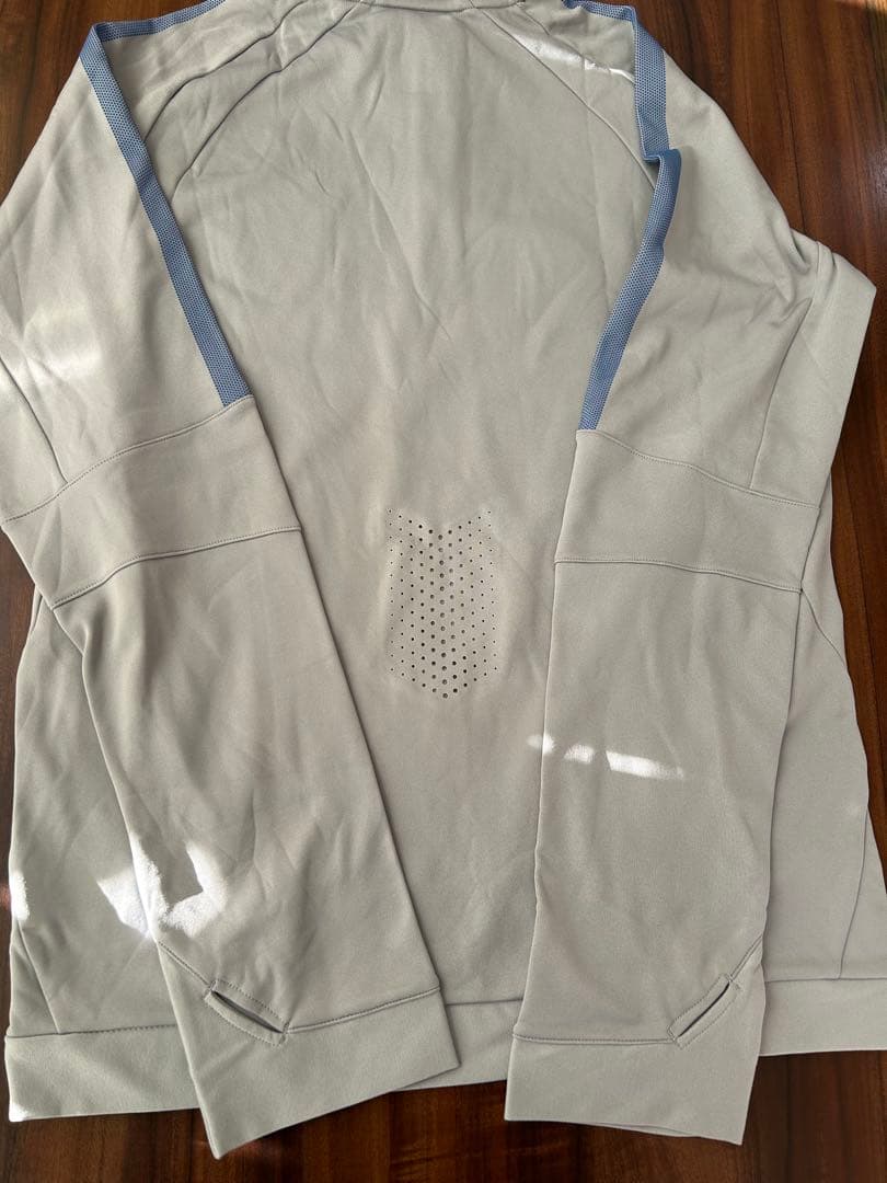 ブラジル代表 ハーフジップTRウエア（フリース素材）グレー US−L新品