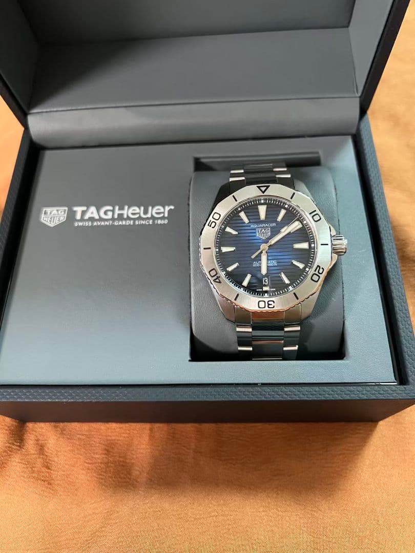 タグホイヤー WBP2111アクアレーサー デイト 自動巻き タグ・ホイヤー アクアレーサー プロフェッショナル200 デイト - 40 mm