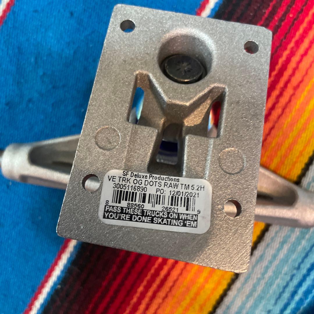 Independent スケートボード トラック 5.2HI