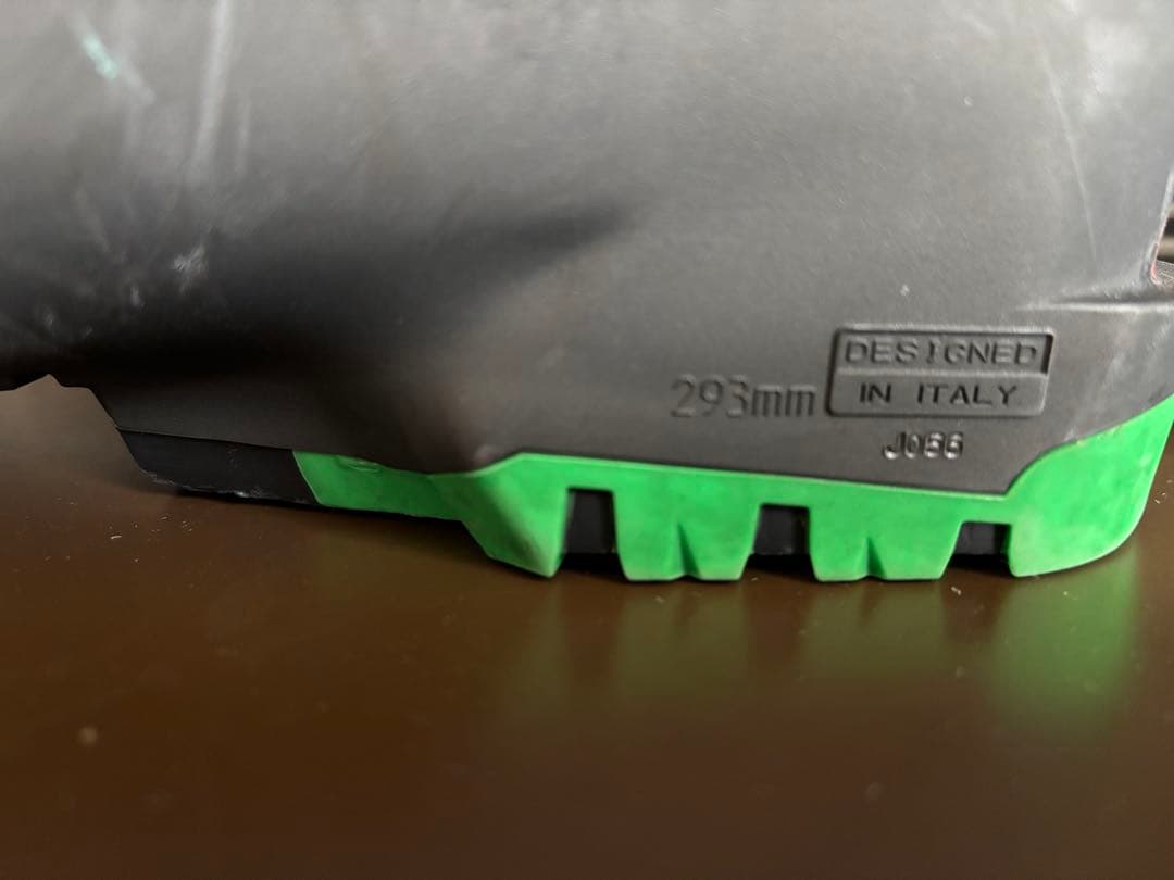 HEAD VECTOR EVO 120スキーブーツです。ブラック/グリーン - メルカリ