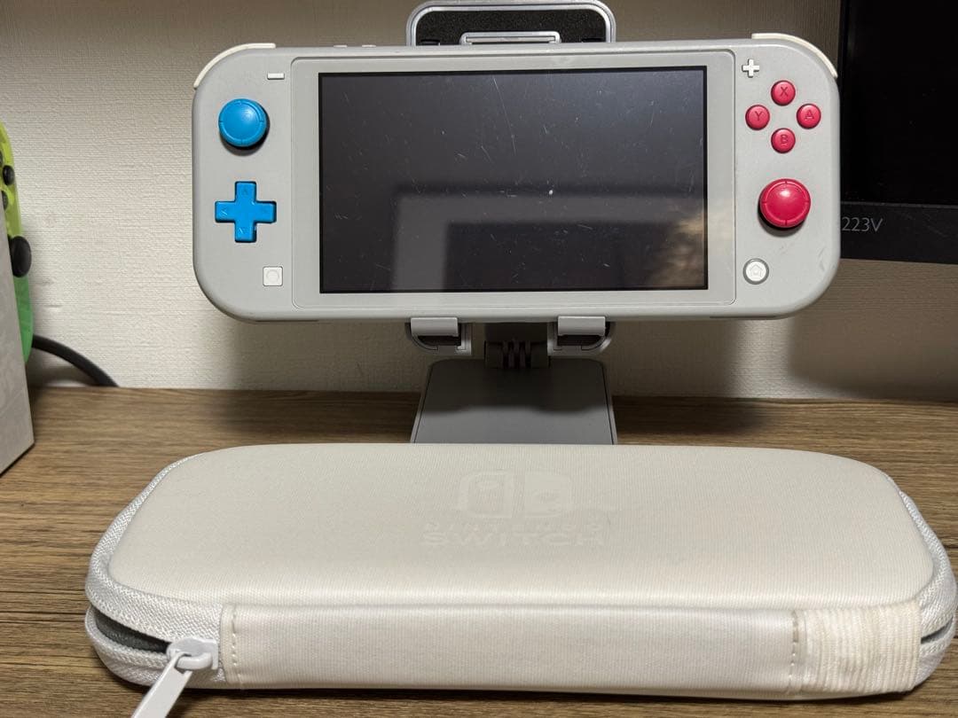 Nintendo Switch Lite ザシアン・ザマゼンタ 専用ケース付き Amazon.co.jp: Nintendo Switch Lite ザシアン・ザマゼンタ : ゲーム