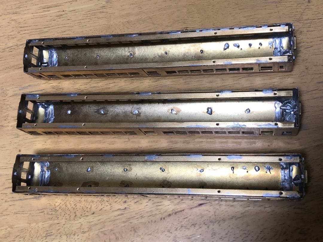 タニカワ 近鉄2250系3扉化3両セット、組立途中。