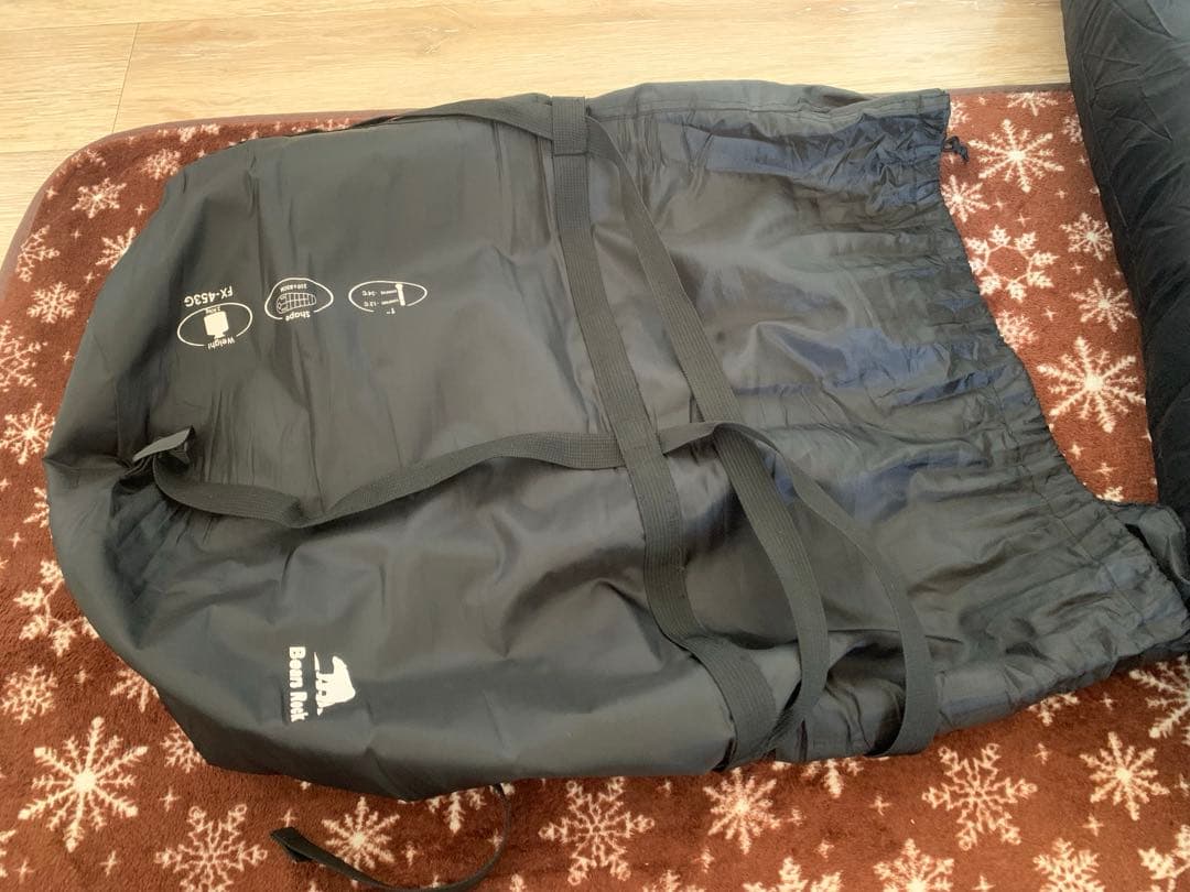 【訳あり】Bear Rock -34度　冬用寝袋 FX-453G 専用袋付