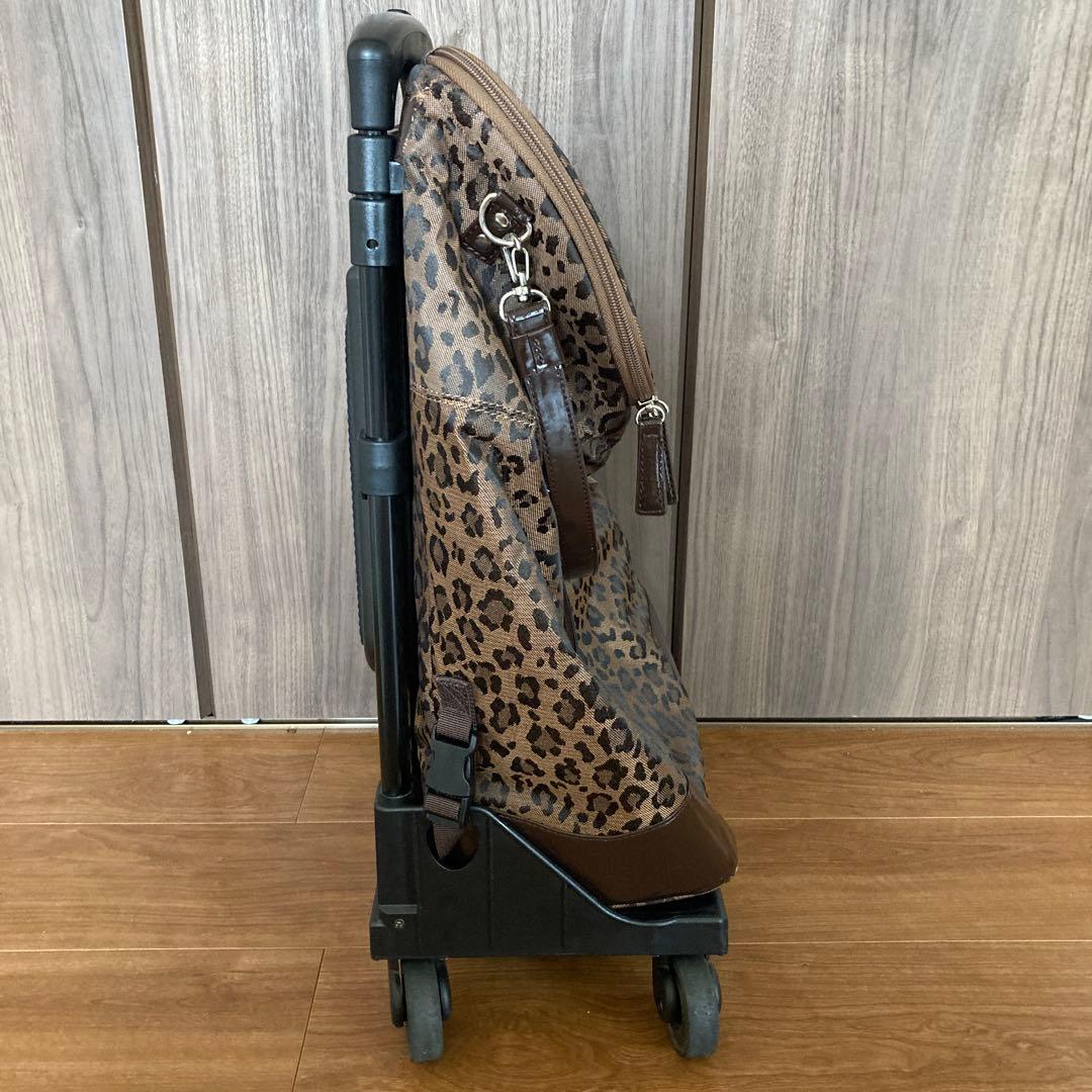SWANY スワニー 座れるキャリーバッグ ヒョウ柄 レオパード柄 座面付き