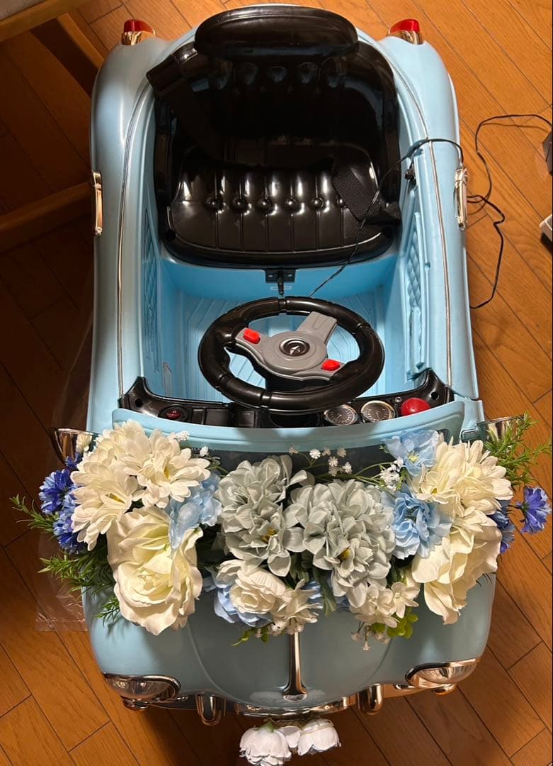 水色クラシックカー風装飾用おもちゃ | 激安通販のイーサプライ