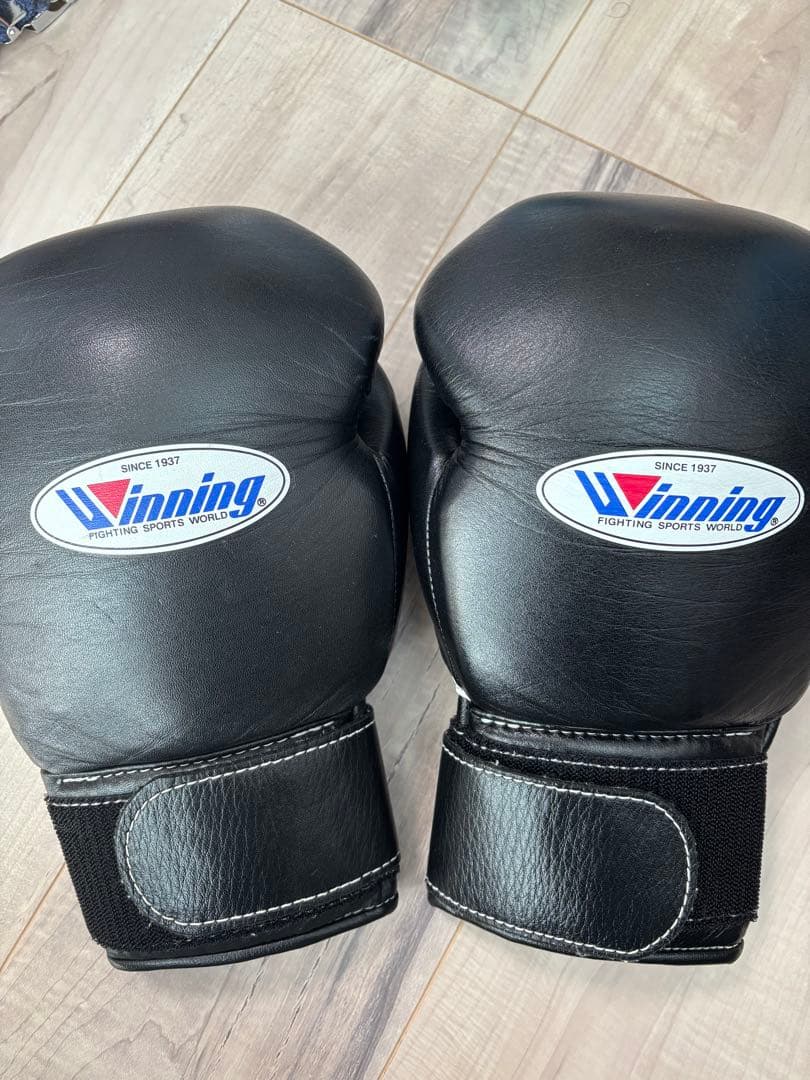 winningボクシンググローブ　10オンス　黒 Winning（ウイニング） 受注生産 ボクシング グローブ マジックテープ