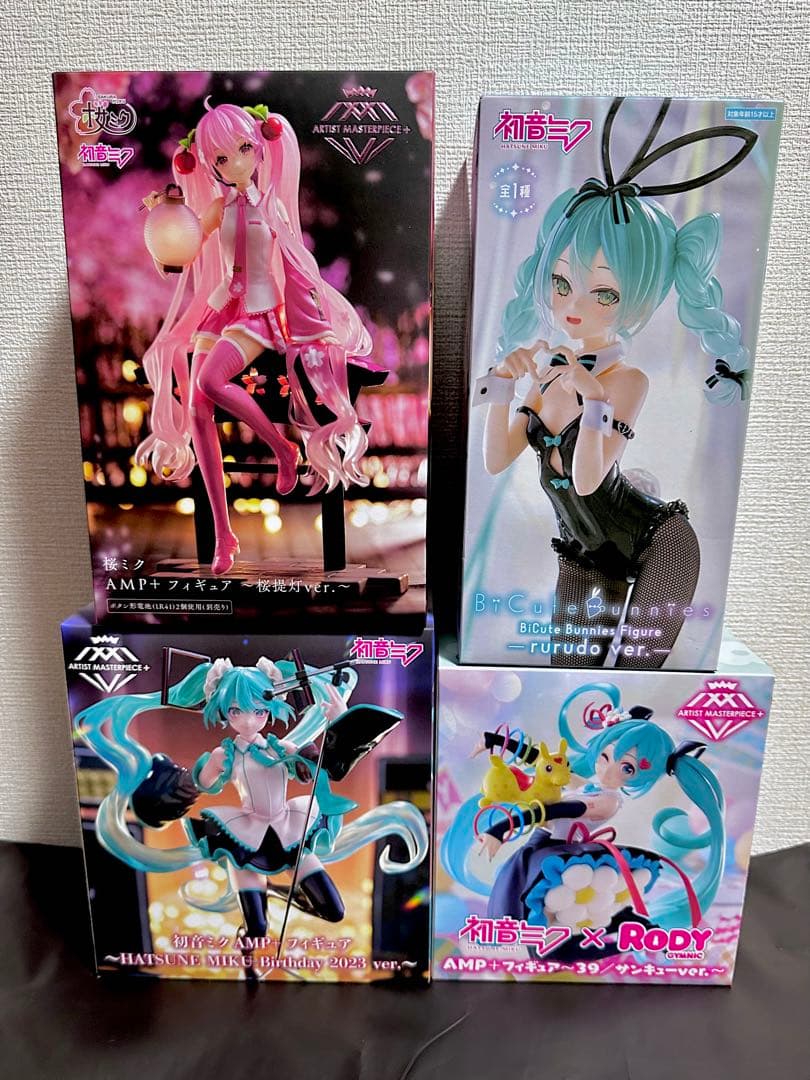 初音ミク フィギュア17体 まとめ売り - メルカリ