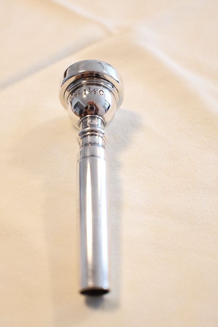 旧刻印 VINCENT BACH CORP. 1-1/2C