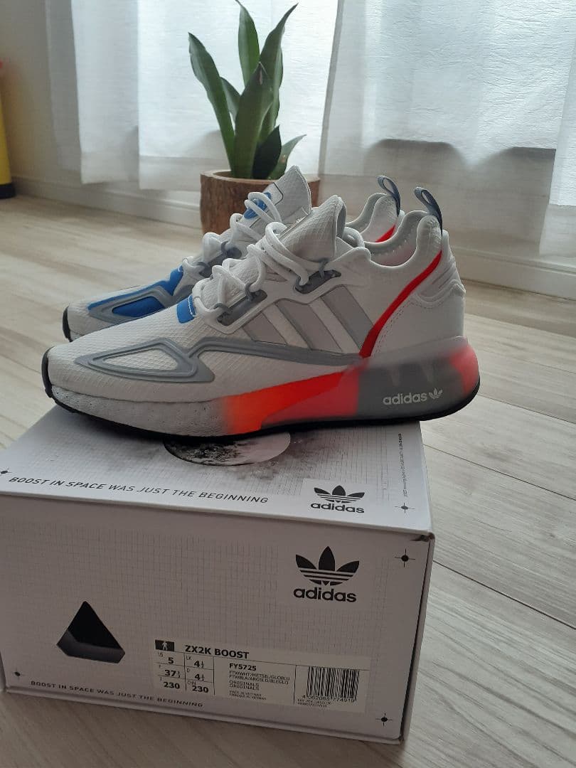 朝までのタイムセール アディダス オリジナルス ZX 2K ブースト NASA