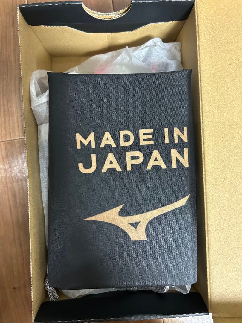 ★新品★ モレリア NEO 4β JAPAN 限定カラー 23.0cm