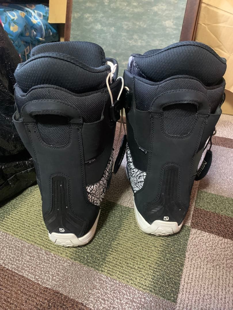 スノーボードブーツ DEELUXE ディーラックス 25.5cm 収納バッグ付き