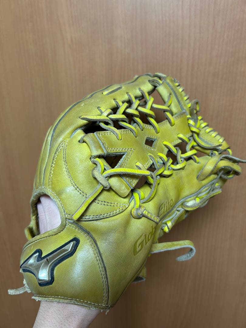 グローバルエリート外野手用 軟式 ま*ん様 ミズノグローバルエリートオーダー軟式 外野用 ミズノ