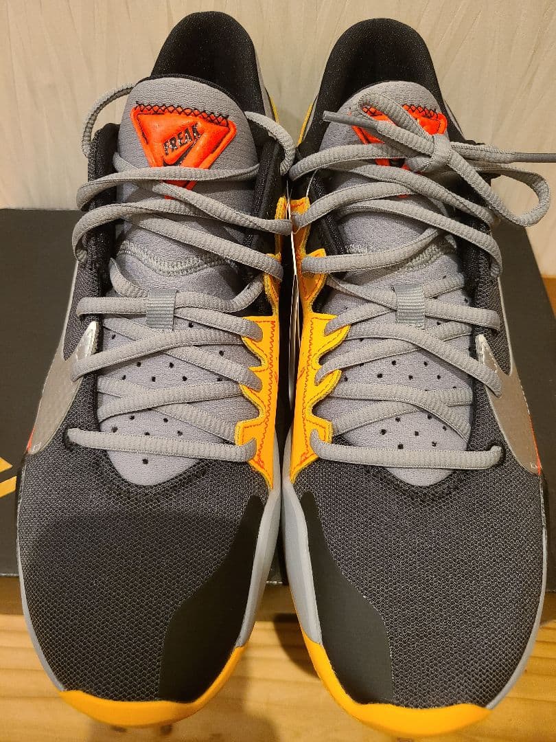 Nike ZOOM FREAK2バスケットボールシューズ(26.5cm)