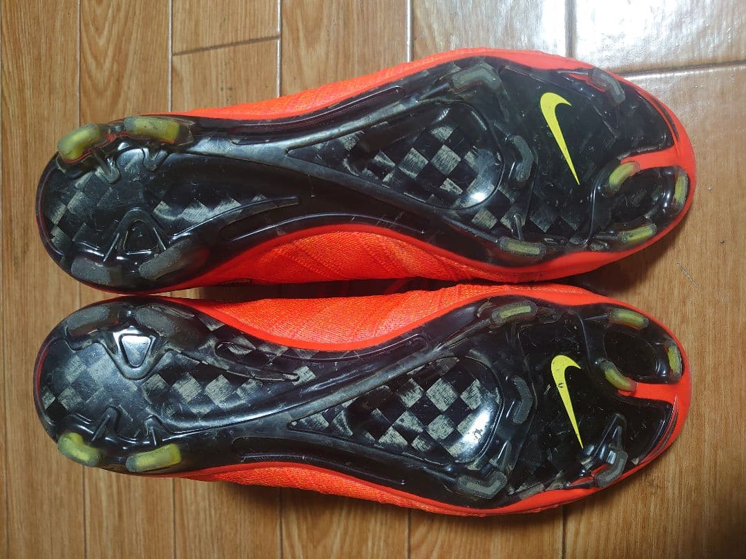 ナイキ マーキュリアルスーパーフライ4 FG 25.5cm