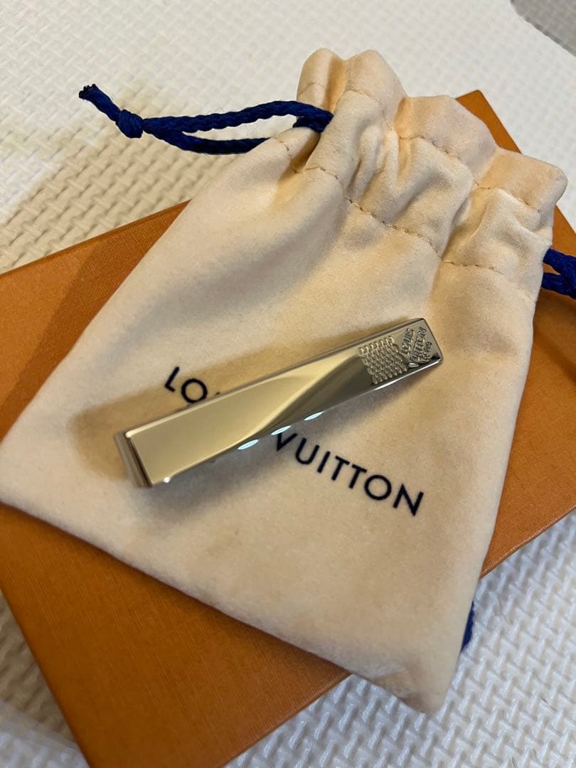 廃盤 未使用品ルイヴィトン ネクタイピン パンスクラヴァットダミエ