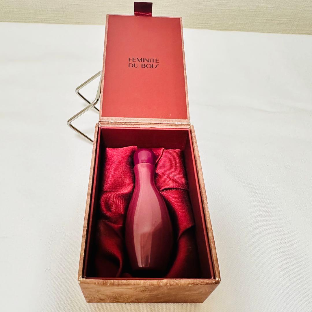 希少　新品　資生堂 フェミニテ ド ボア パルファム 香水　7.5ml