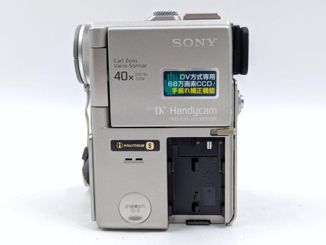 miniDVのダビングに！ SONY ビデオカメラ DCR-PC1 03