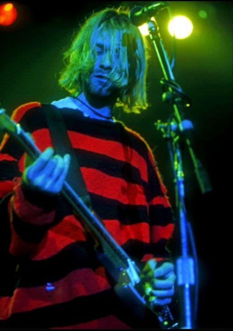 新品】カートコバーン ビッグシルエット 赤黒ボーダー ニット オーバー