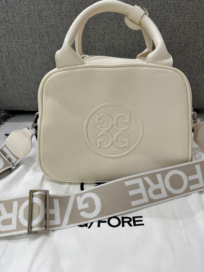 ジーフォア　G/FOREカートバッグ オフホワイト Amazon.co.jp: G/FORE ジーフォアgfore ゴルフ カートバッグ
