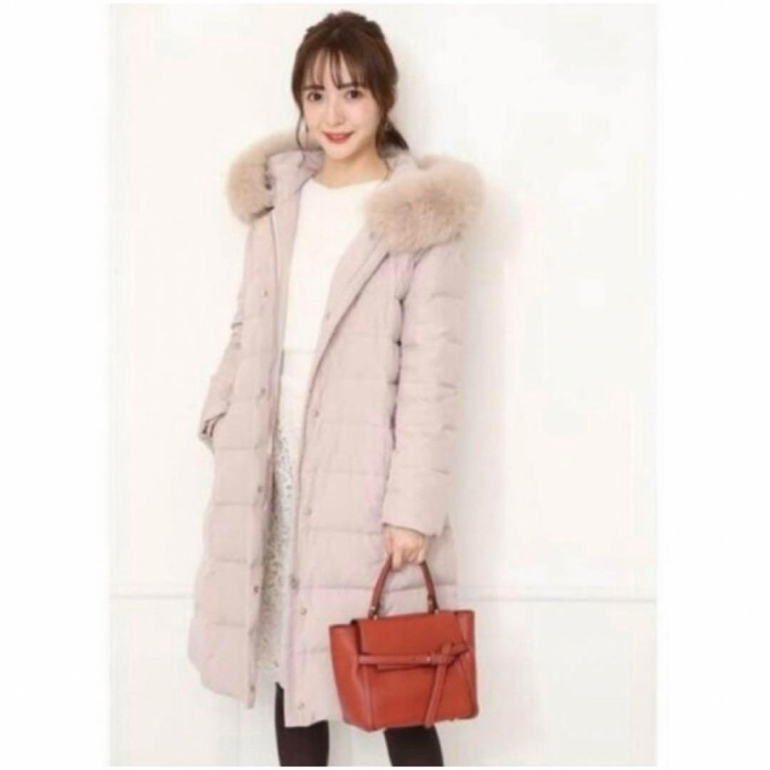 アプワイザーリッシェ ファー付ロングダウンコート ピンクベージュ1