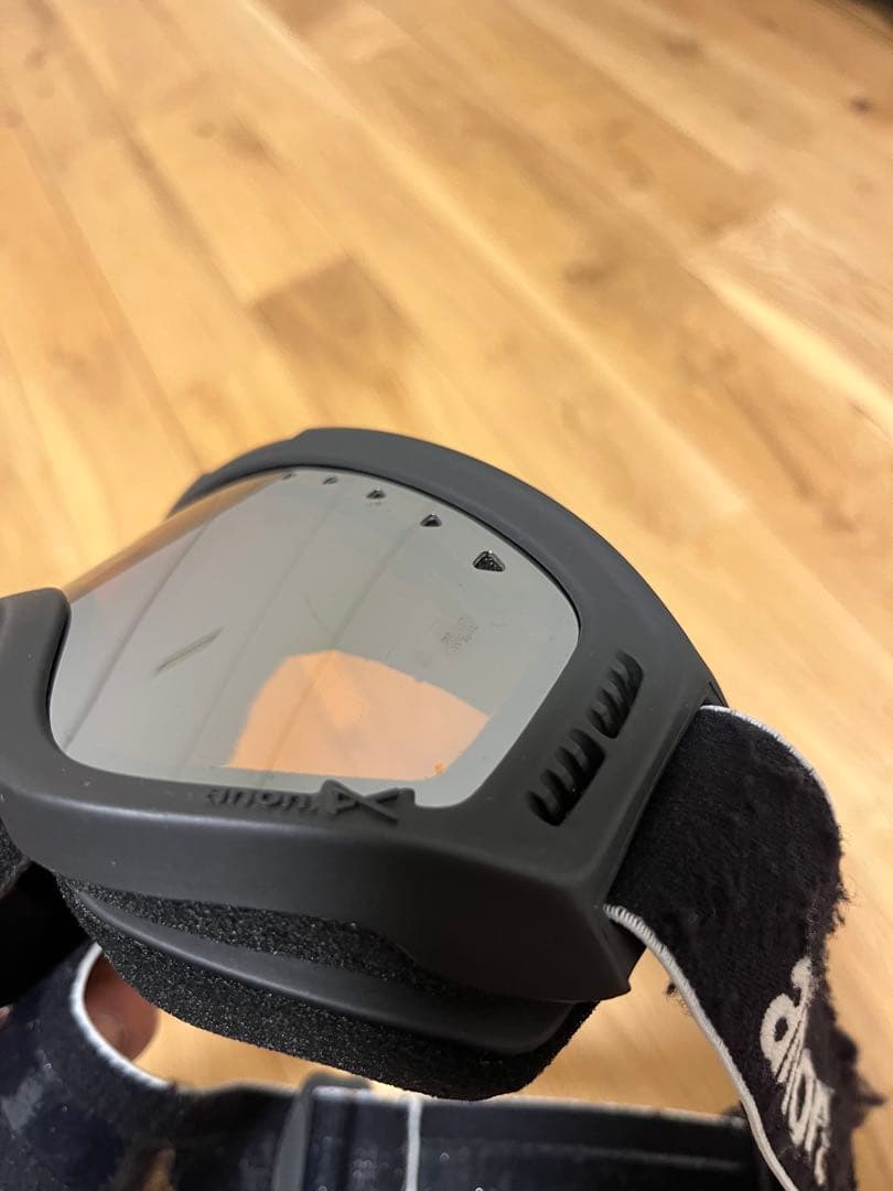 全天候 anon スキーゴーグル キッズ用 交換レンズ付き anonキッズの