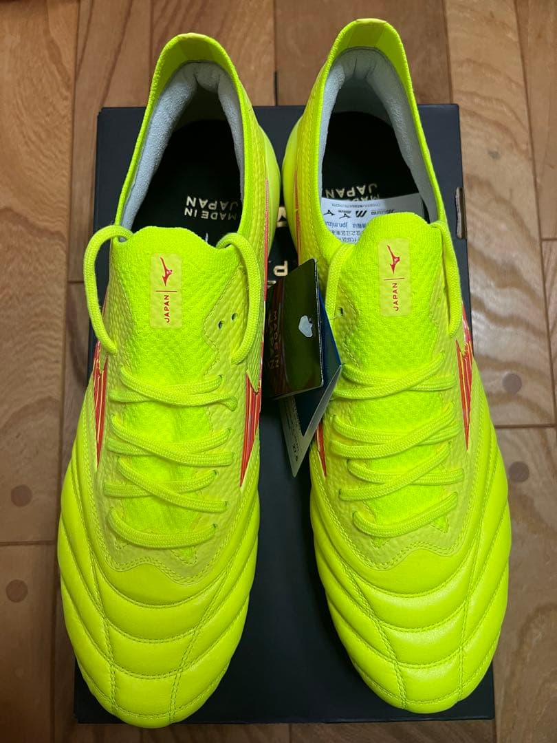 新品　大特価　激レア　ミズノ　モレリア ネオ4 β JAPAN 23.5cm