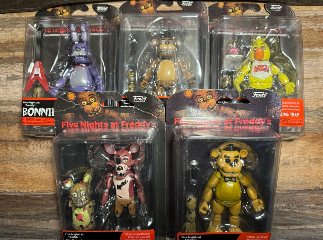 Five nights at freddy's フィギュア - メルカリ