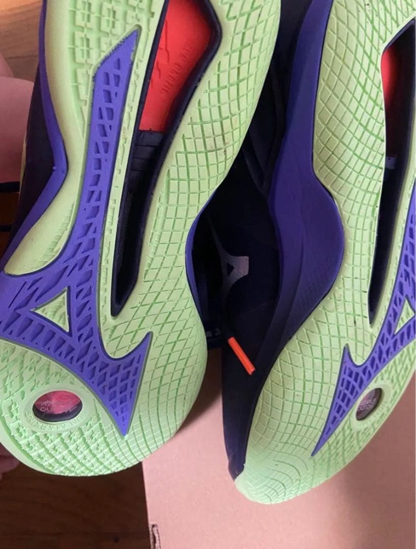 【新品】特価50%OFF ミズノ ウェーブステルス NEO 24.0cm