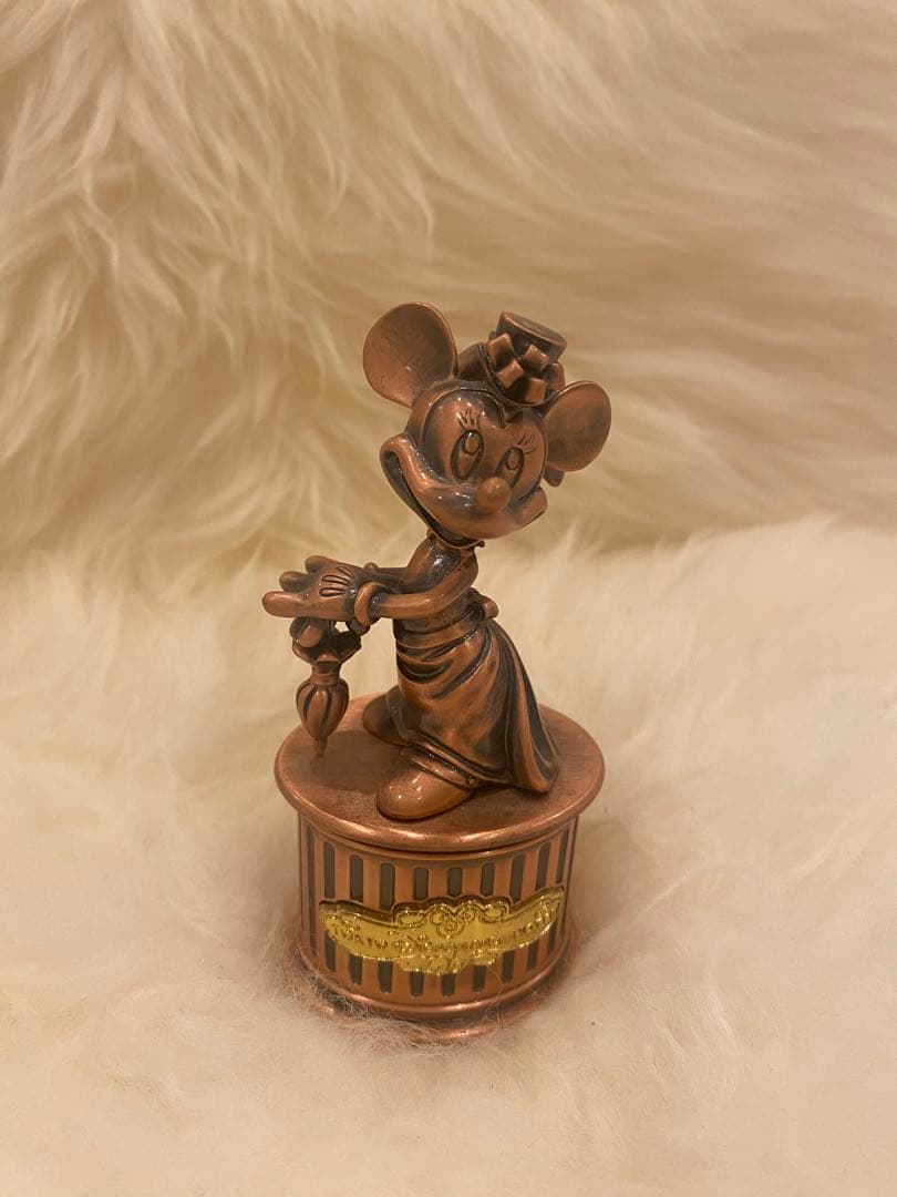 ディズニー ミニー ブロンズ立像 Disney - ミッキー ミニー ブロンズ像 銅像 フィギュアの通販 by enna