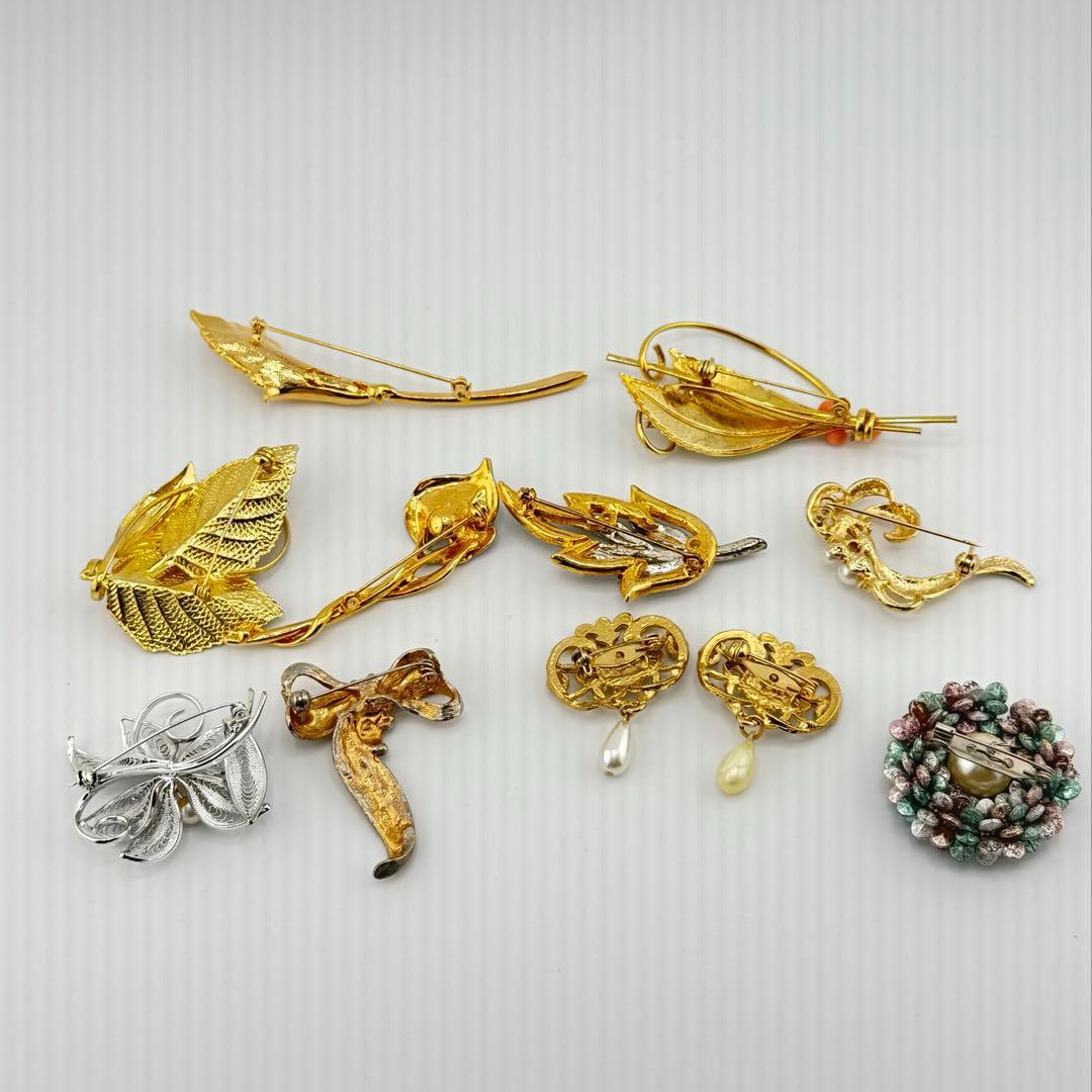 ヴィンテージ ブローチセット - メルカリ