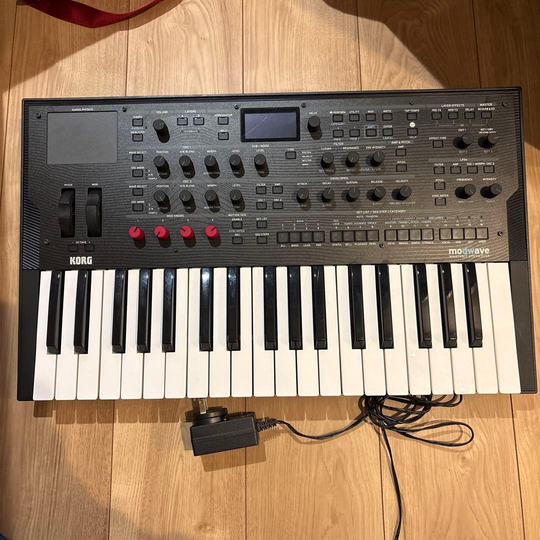 美品】KORG modwave 37鍵 シンセサイザー - メルカリ