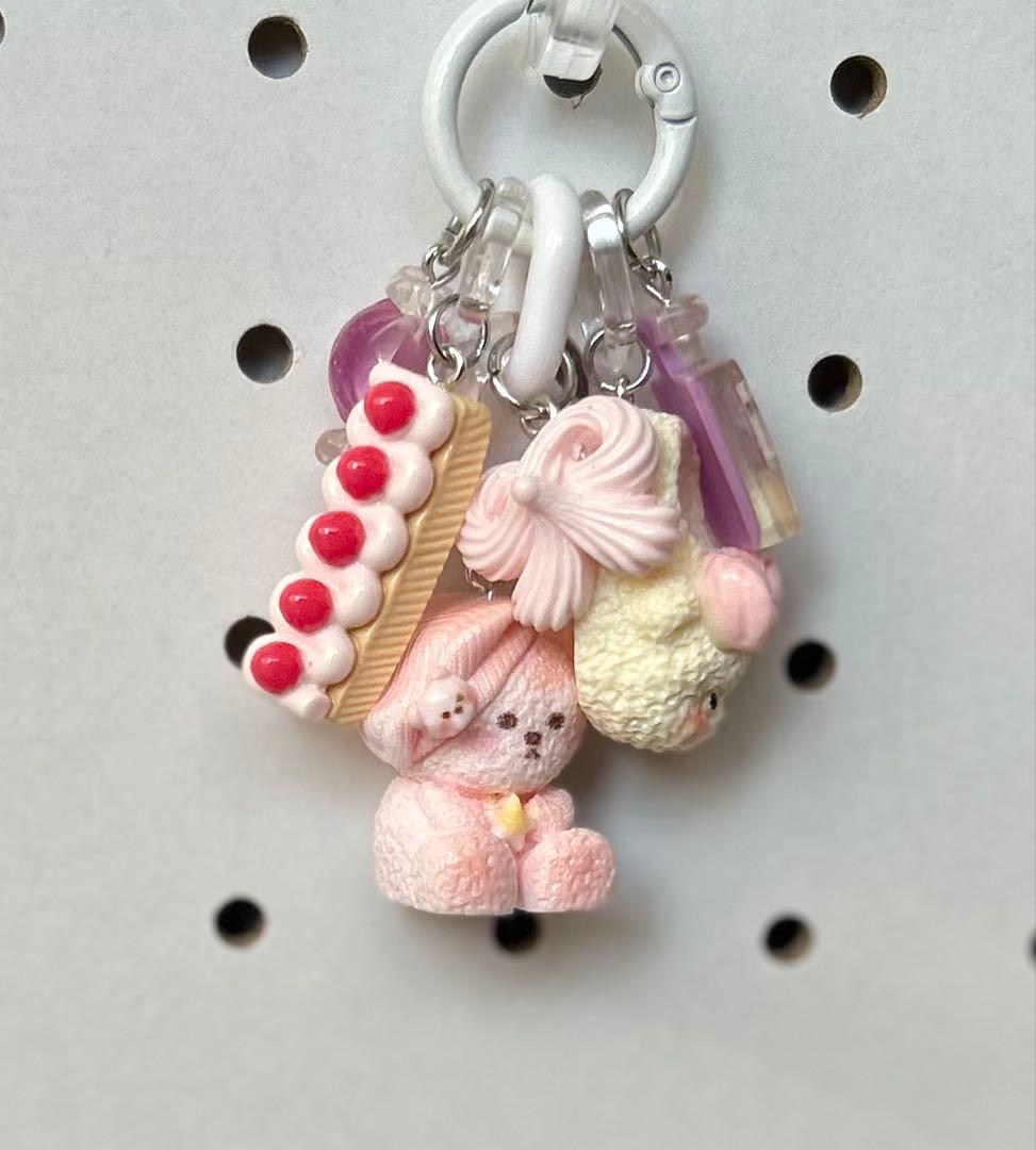 じゃらじゃらキーホルダー【296】 - メルカリ