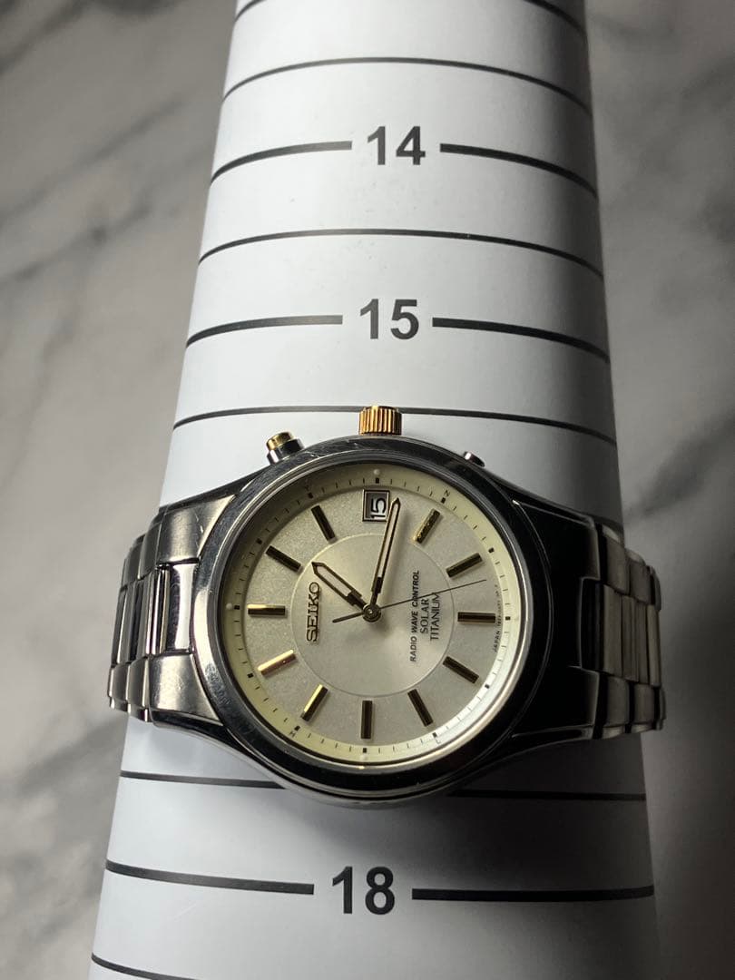 SEIKO ソーラー電波時計 チタン製 7B22-0AD0 - メルカリ