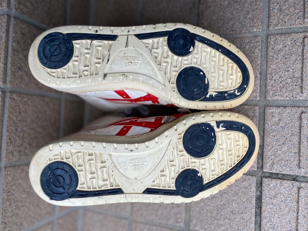 ASICS バスケットシューズ ハイカット 27.5cm