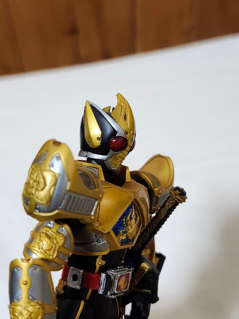 S.H.Figuarts　仮面ライダーブレイド キングフォーム　フィギュア