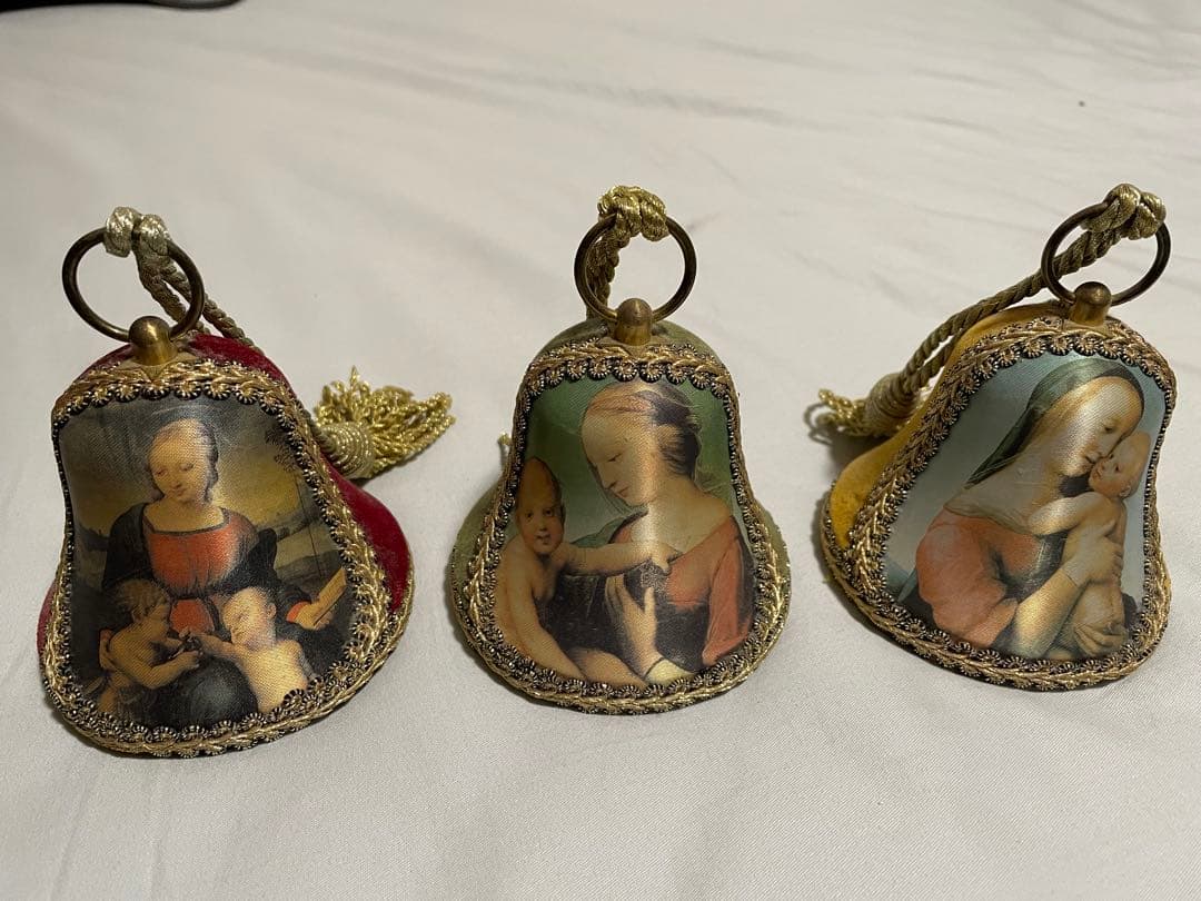 スイス製　REUGE MUSIC 1997,1998,1999 Bell Reuge Bells - Etsy