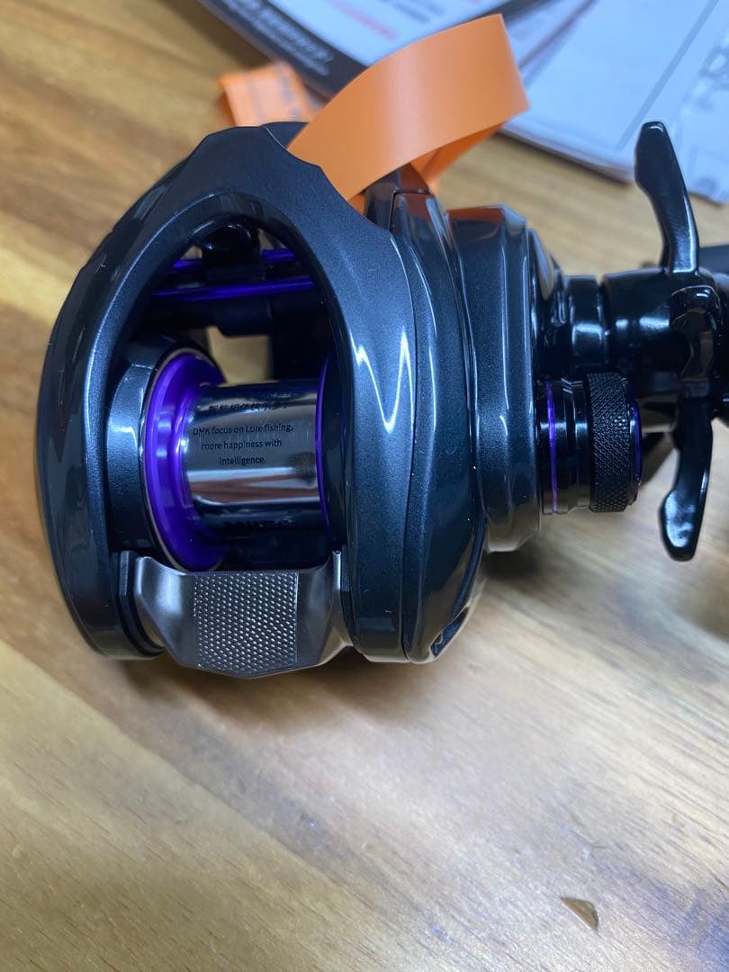 DMK 青霜 チーター DCリール 右ハンドル 電子制御ブレーキ - メルカリ