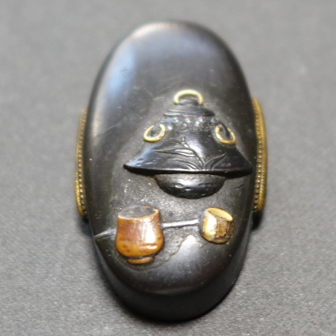 在銘 赤城軒元孚 茶道具図縁頭 赤銅磨地 金銀銅色絵】 (箱・布団付き