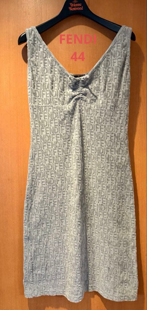 FENDI パイル生地　ノースリーブワンピース 44 グレー　L ズッカ柄 FENDI パイル生地 ノースリーブワンピース 44 グレー L ズッカ柄