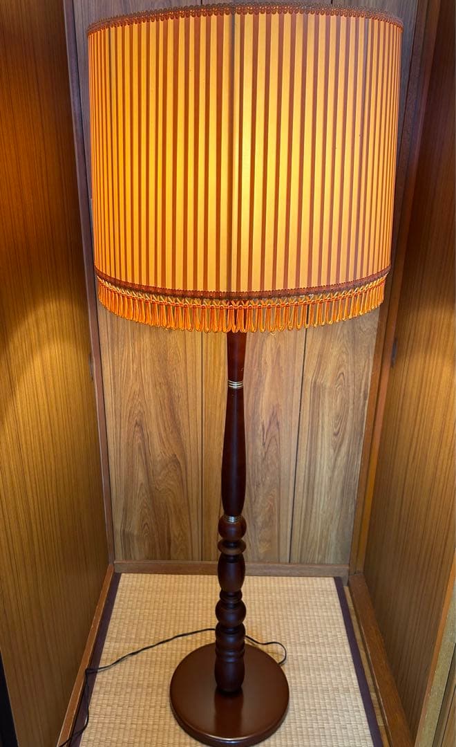 ナショナル　クラシック ブラウン 木製 フロアスタンド　昭和レトロ フロアスタンド | アンティークショップ ジェオグラフィカ ｜E-SHOP