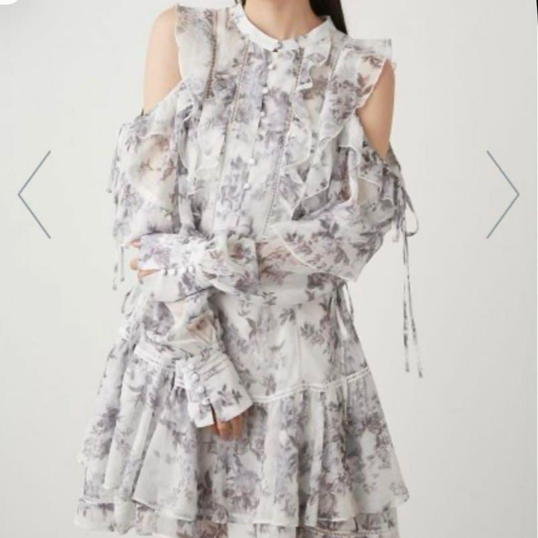 snidel プリントシフォンワンピース SNIDEL（スナイデル）の「プリントフリルシフォンミニワンピース