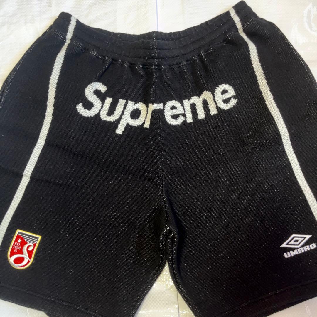 新品】 Supreme Umbro Knit Soccer Short / L - メルカリ