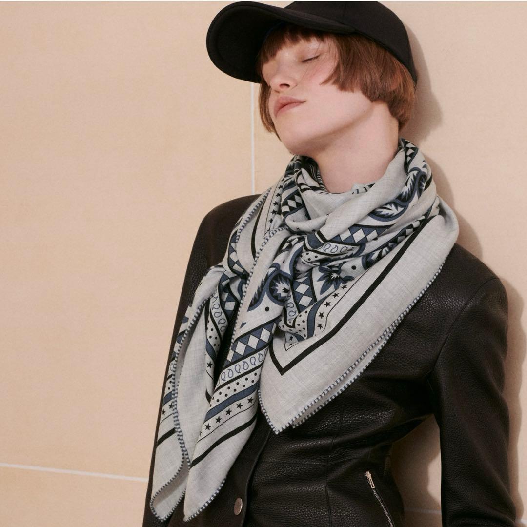 Hermes エルメスカレジェアンバンダナカシシル四輪馬車の車輪